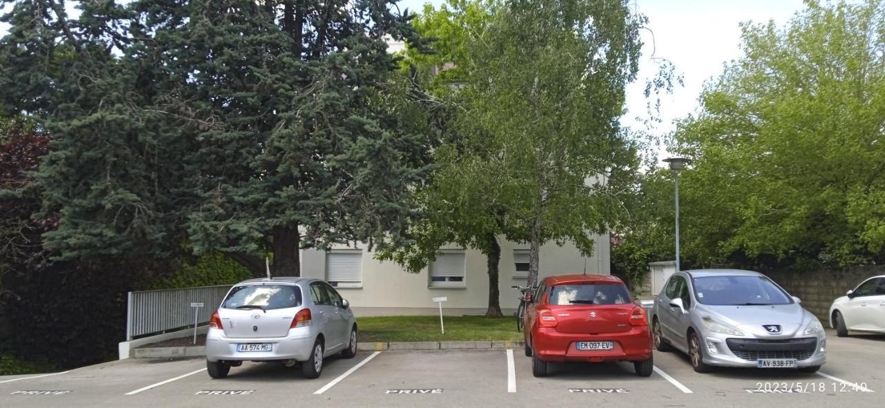 Le Phenix A Internet Haut Debit & Parking Dijon Exteriér fotografie